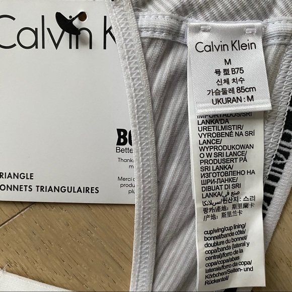 Calvin Klein Triangle Bralette - Picture 6 of 7